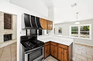 2702 Goldbridge Dr, Austin, TX 78745 - Photo 11