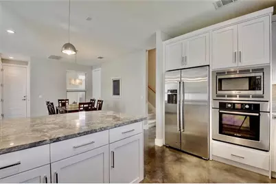 701 E 49th Street #B, Austin, TX 78751 - Photo 5