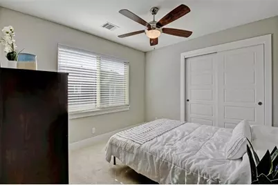 701 E 49th Street #B, Austin, TX 78751 - Photo 19