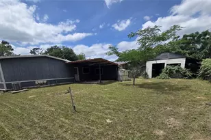 708 Rockdale Rd, Rockdale, TX 76567 - Photo 5