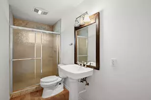 913 Taulbee Ln, Austin, TX 78757 - Photo 15