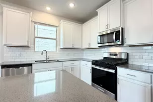 553 Backstays Loop, Kyle, TX 78640 - Photo 17