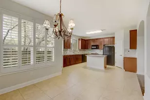 1821 Village Oak Ct, Austin, TX 78704 - Photo 5