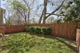 1821 Village Oak Ct, Austin, TX 78704 - Photo 29