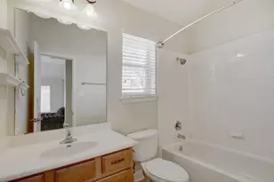 1821 Village Oak Ct, Austin, TX 78704 - Photo 23
