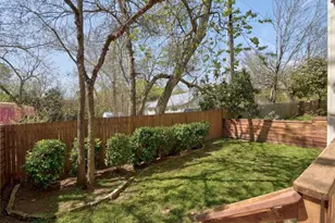 1821 Village Oak Ct, Austin, TX 78704 - Photo 27