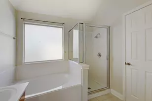 1821 Village Oak Ct, Austin, TX 78704 - Photo 19