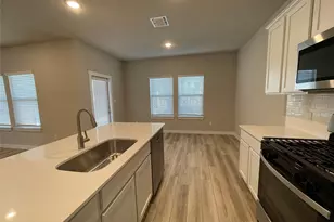 217 Coda Xing, Georgetown, TX 78633 - Photo 5