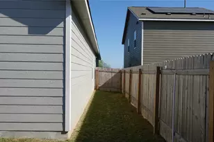 203 Tufted Duck Path, Kyle, TX 78640 - Photo 17