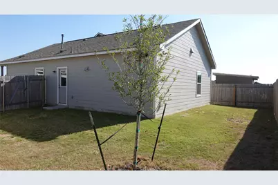 203 Tufted Duck Path, Kyle, TX 78640 - Photo 19