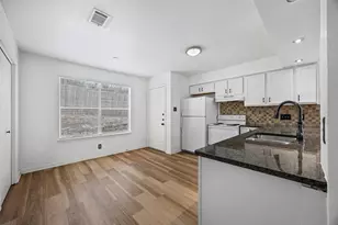 8100 Dunn St, Austin, TX 78745 - Photo 9