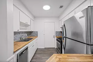 11301 Oakwood Dr, Austin, TX 78753 - Photo 3