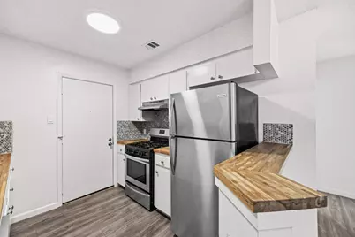 11301 Oakwood Drive #B, Austin, TX 78753 - Photo 11