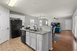 1602 Big Thicket Dr, Cedar Park, TX 78613 - Photo 7