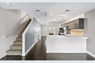 1101 Grove Boulevard #206, Austin, TX 78741 - Photo 9