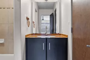 1101 Grove Blvd, Austin, TX 78741 - Photo 5