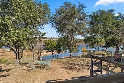 1327 Lake Shore Drive, Spicewood, TX 78669 - Photo 19