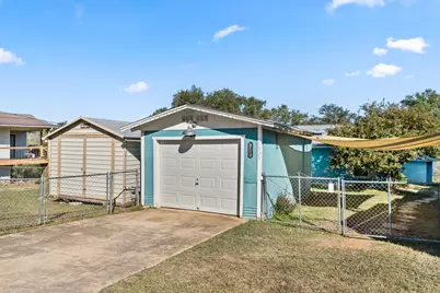 1327 Lake Shore Drive, Spicewood, TX 78669 - Photo 23