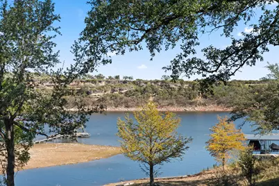 1327 Lake Shore Drive, Spicewood, TX 78669 - Photo 17