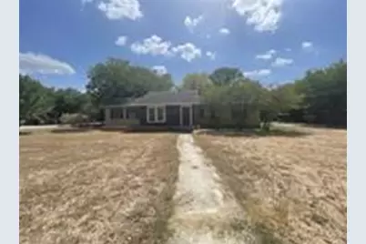 415 S Rio Grande Street, Lockhart, TX 78644 - Photo 1