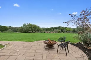 404 Skyline Rd, Georgetown, TX 78628 - Photo 7