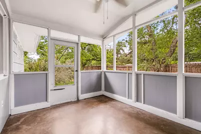 2802 Perry Lane, Austin, TX 78731 - Photo 15