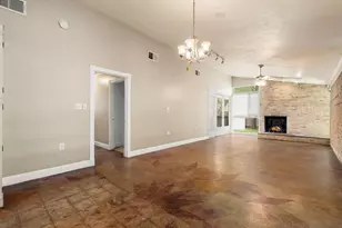 2802 Perry Ln, Austin, TX 78731 - Photo 5