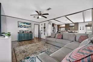 548 Casen St, Dale, TX 78616 - Photo 5