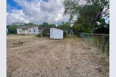 4904 Lynndale Drive, Austin, TX 78756 - Photo 7