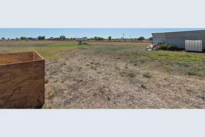 5904 Fm 621, Martindale, TX 78655 - Photo 25