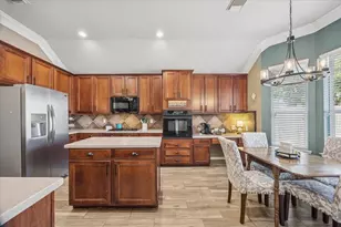 2410 Pine Brook Dr, Deer Park, TX 77536 - Photo 9