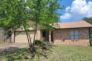 12103 Wycliff Ln, Austin, TX 78727 - Photo 37
