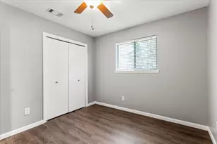 12103 Wycliff Ln, Austin, TX 78727 - Photo 29