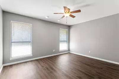 12103 Wycliff Lane, Austin, TX 78727 - Photo 19