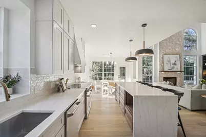 10 Lost Meadow Trail, The Hills, TX 78738 - Photo 11