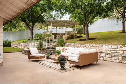 2708 Carnarvon Lane, Austin, TX 78704 - Photo 23