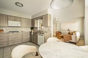 2708 Carnarvon Ln, Austin, TX 78704 - Photo 21