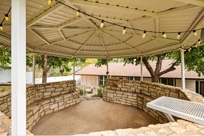 2708 Carnarvon Lane, Austin, TX 78704 - Photo 25