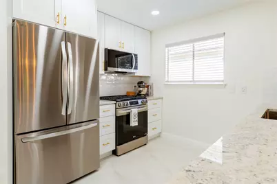 4500 Sarasota Drive, Austin, TX 78749 - Photo 9