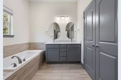 338 Coventry Road, Spicewood, TX 78669 - Photo 23