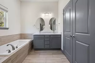 338 Coventry Rd, Spicewood, TX 78669 - Photo 23