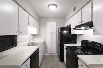 8100 N Mopac Expressway #02-107, Austin, TX 78759 - Photo 15