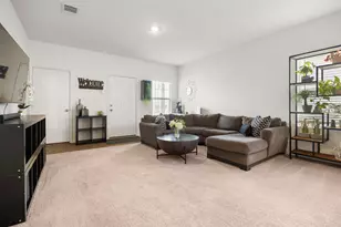 257 Muscovy Dr, Kyle, TX 78640 - Photo 5