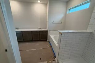 217 Leeland Dr, Liberty Hill, TX 78642 - Photo 25