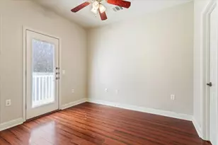 1210 E M. Franklin Ave, Austin, TX 78721 - Photo 21