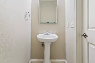 1210 E M Franklin Avenue #B, Austin, TX 78721 - Photo 25