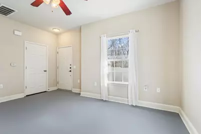 1210 E M Franklin Avenue #B, Austin, TX 78721 - Photo 7