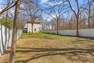 1210 E M. Franklin Ave, Austin, TX 78721 - Photo 31