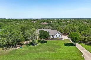 187 Pioneer Passage, Bastrop, TX 78602 - Photo 29
