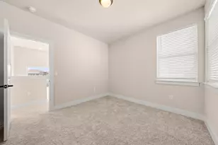 8417 Laughlin Ln, Austin, TX 78744 - Photo 17